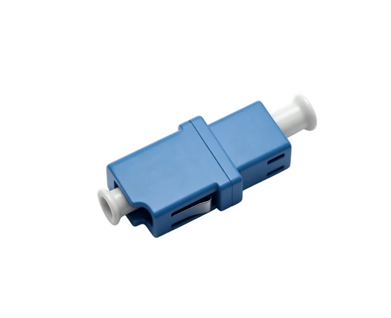 Adaptador de fibra &oacute;ptica simplex LC/UPC